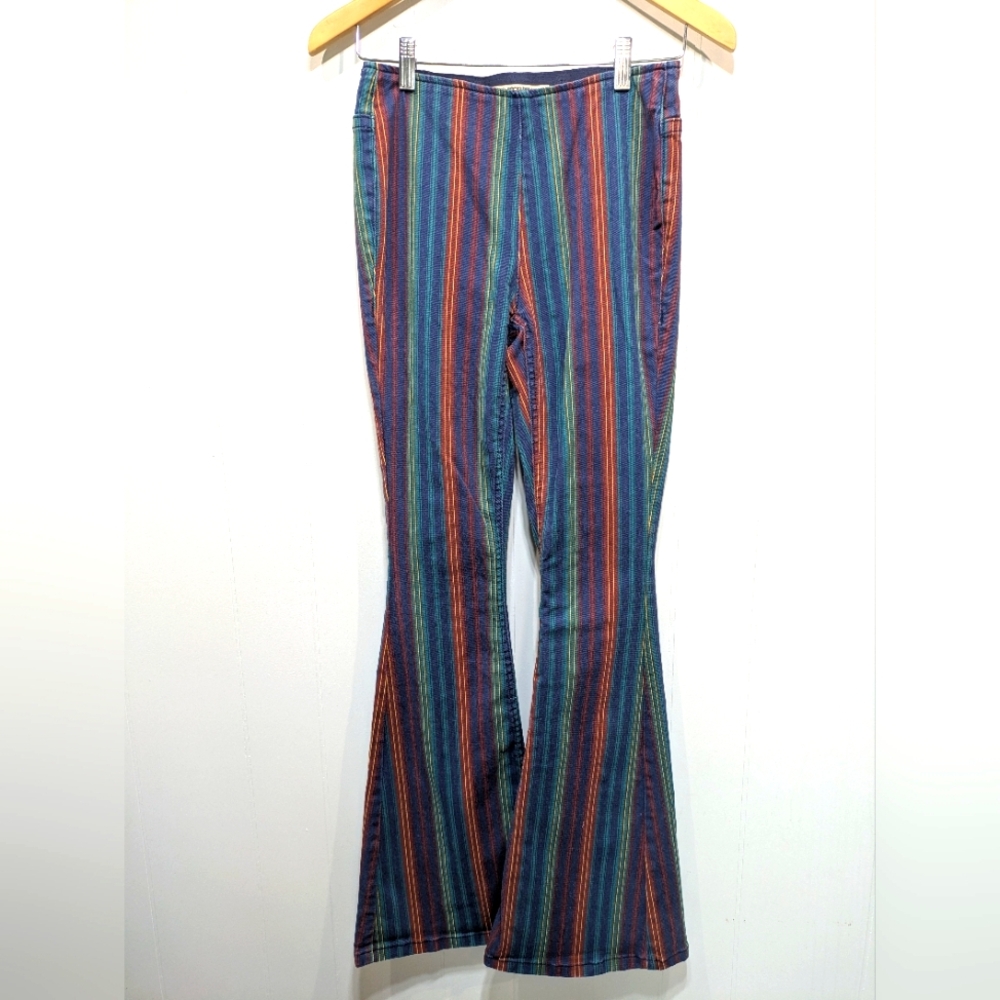 Rock & Roll Cowgirl Denim Bargain Bell Bottoms Pull On Size 26 Stripe Festival - Picture 8 of 10